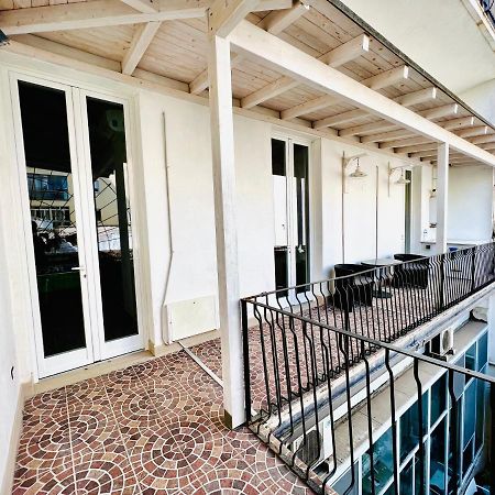 4Cats - Alloggio Incantevole In Centro Διαμέρισμα Λέτσε Εξωτερικό φωτογραφία